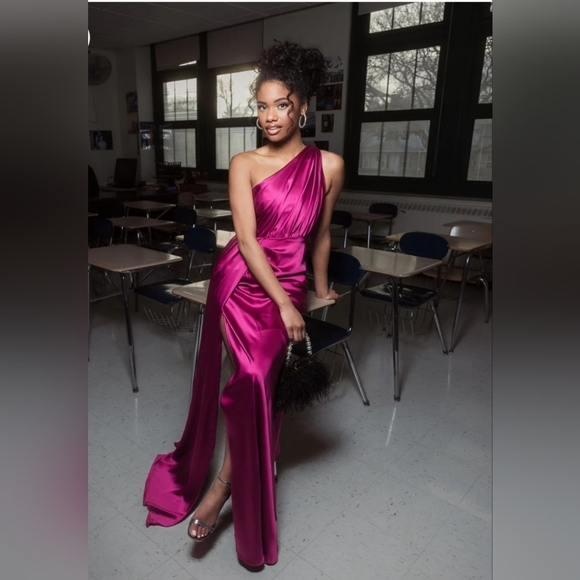 Ieena for Mac Duggal, Gathered One Shoulder Satin Faux Wrap Gown,Berry, 4 -NEW! - Picture 2 of 12